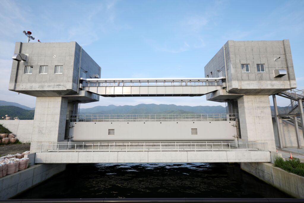 二級河川須崎川筋須崎川ほか水門設備工事