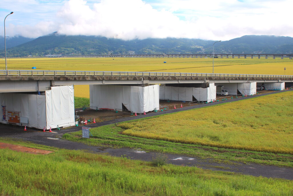 中里橋