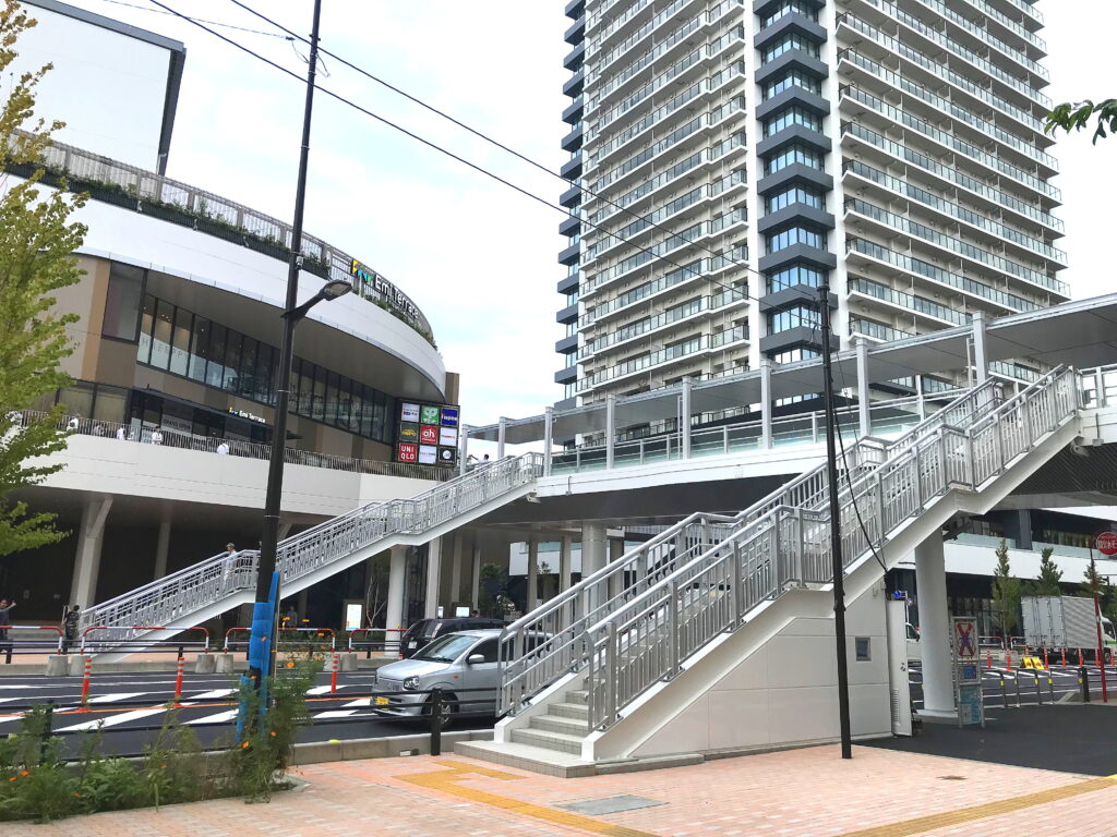 所沢駅歩行者デッキ